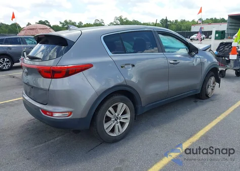 2018 Kia Sportage Lx z USA, uszkodzony, nr VIN KNDPMCAC4J7453334
